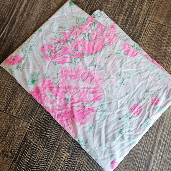 Vintage Other - Vintage 70s 80s Pink Green White Floral Watercolor Lilly SIlky Nylon Knit Fabric